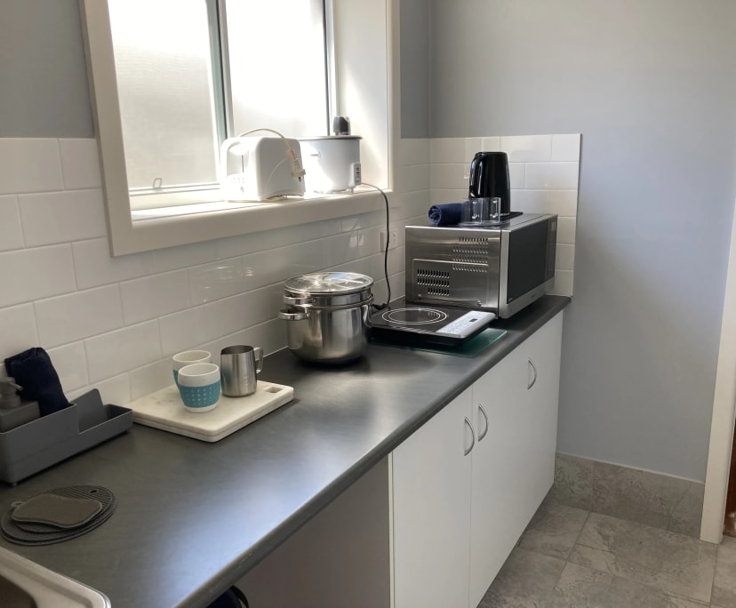 $350, Flatshare, 2 bathrooms, Turvey Park NSW 2650
