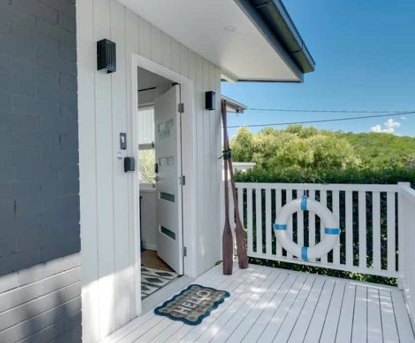 $325, Share-house, 4 bathrooms, Labrador QLD 4215