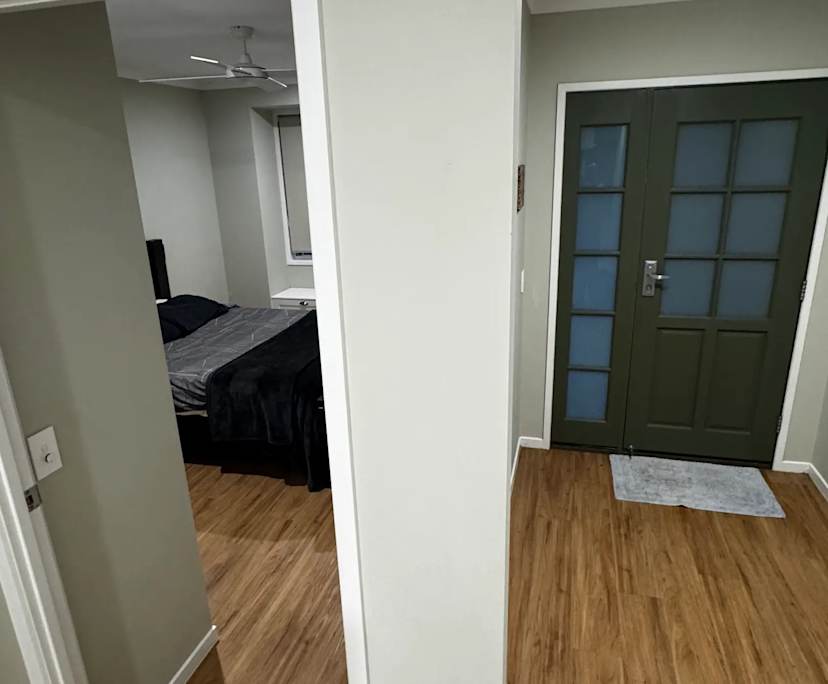 Unfurnished room in a share house