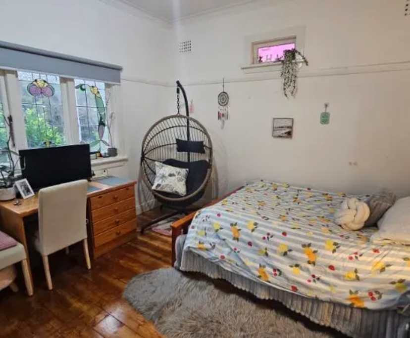 Furnished room with ensuite in a share house