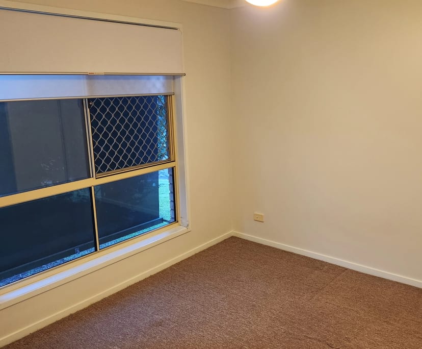 $250, Share-house, 3 bathrooms, Morayfield QLD 4506