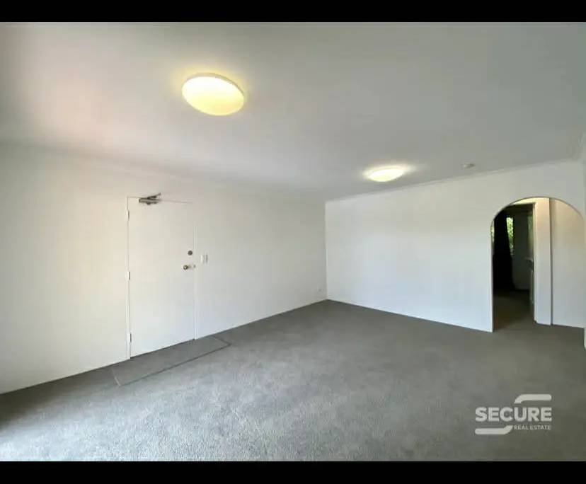 $450, Flatshare, 3 bathrooms, Toowong QLD 4066