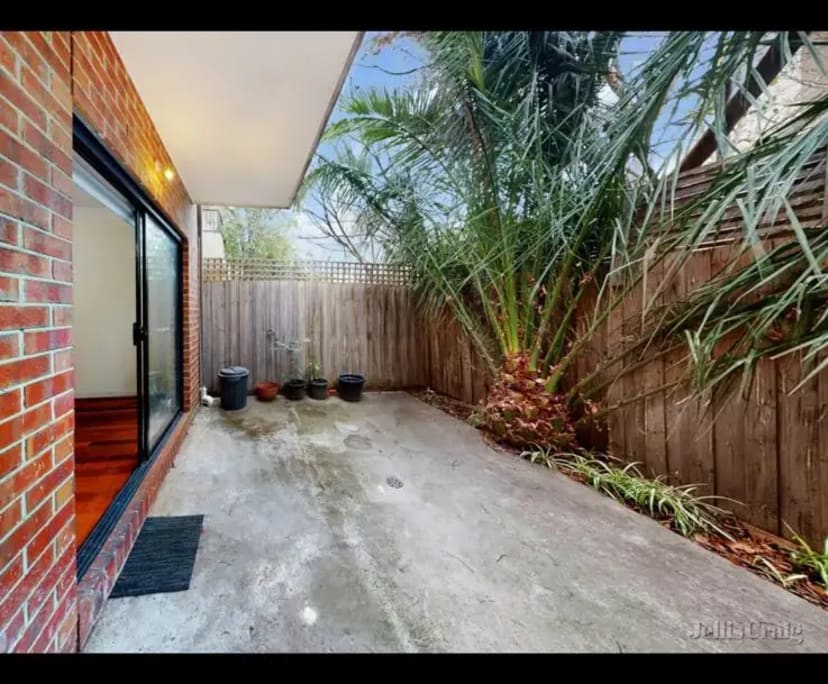 $300, Share-house, 6 bathrooms, Flemington VIC 3031