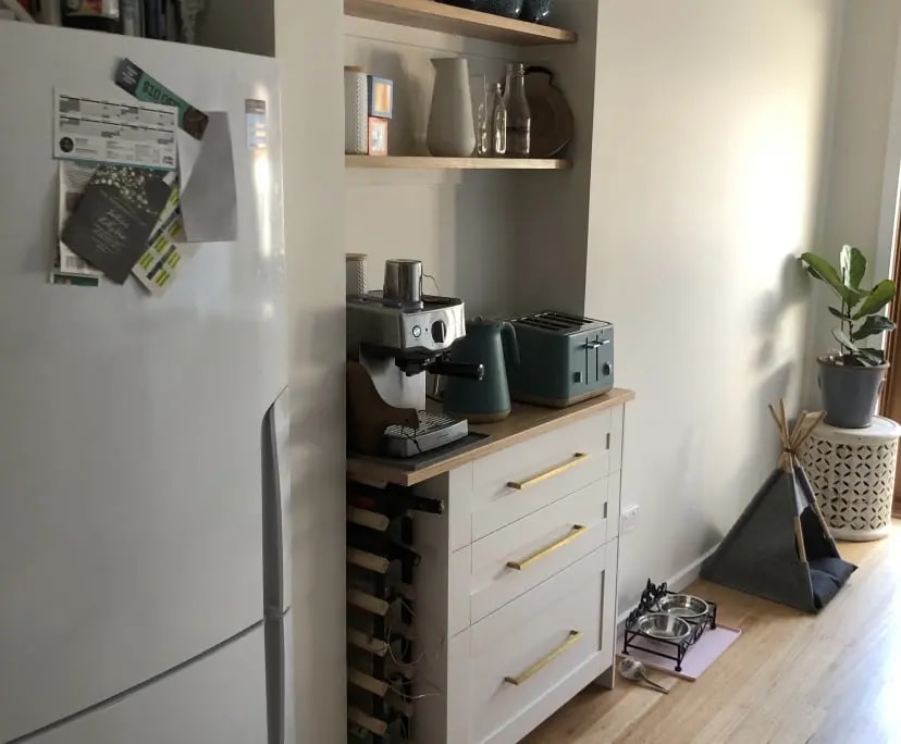 $550, Whole-property, 2 bathrooms, Carnegie VIC 3163
