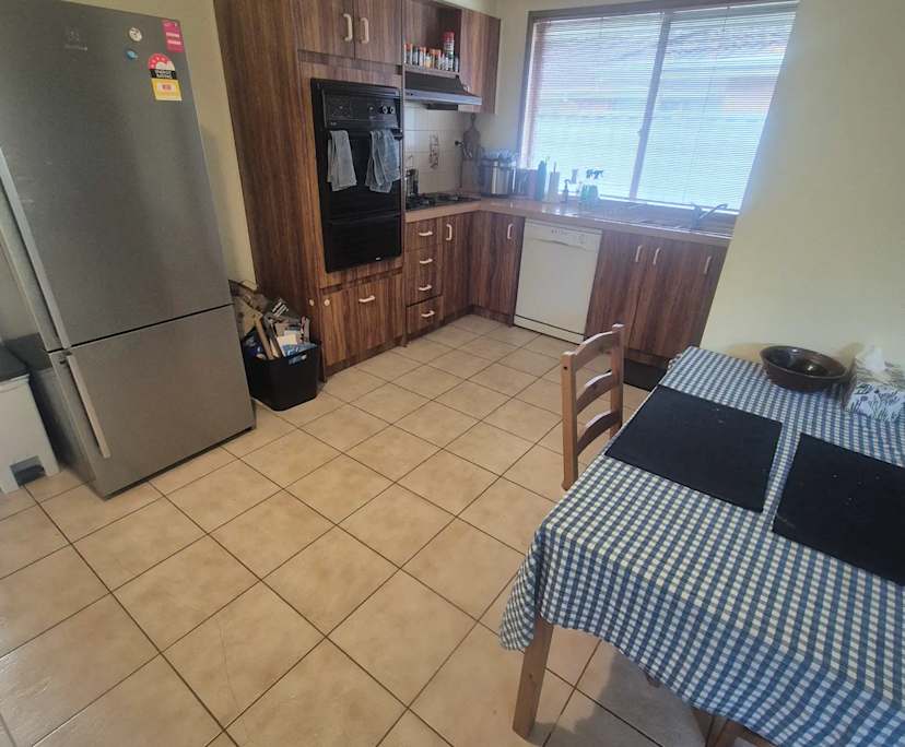 $300, Share-house, 2 bathrooms, Rowville VIC 3178