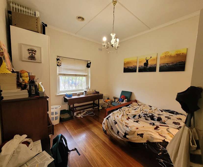 Unfurnished room in a share house