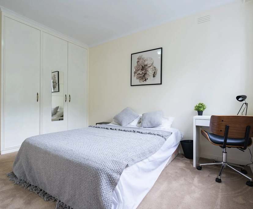 $715, Whole-property, 3 bathrooms, Malvern East VIC 3145