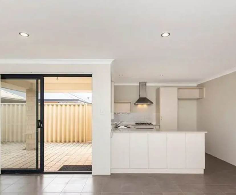 Unfurnished room with own bathroom