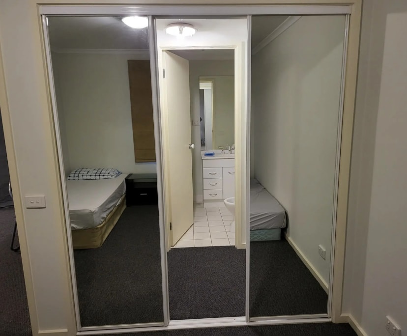 $190, Flatshare, 2 bathrooms, Southbank VIC 3006