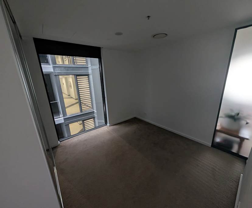 Unfurnished room in a flatshare