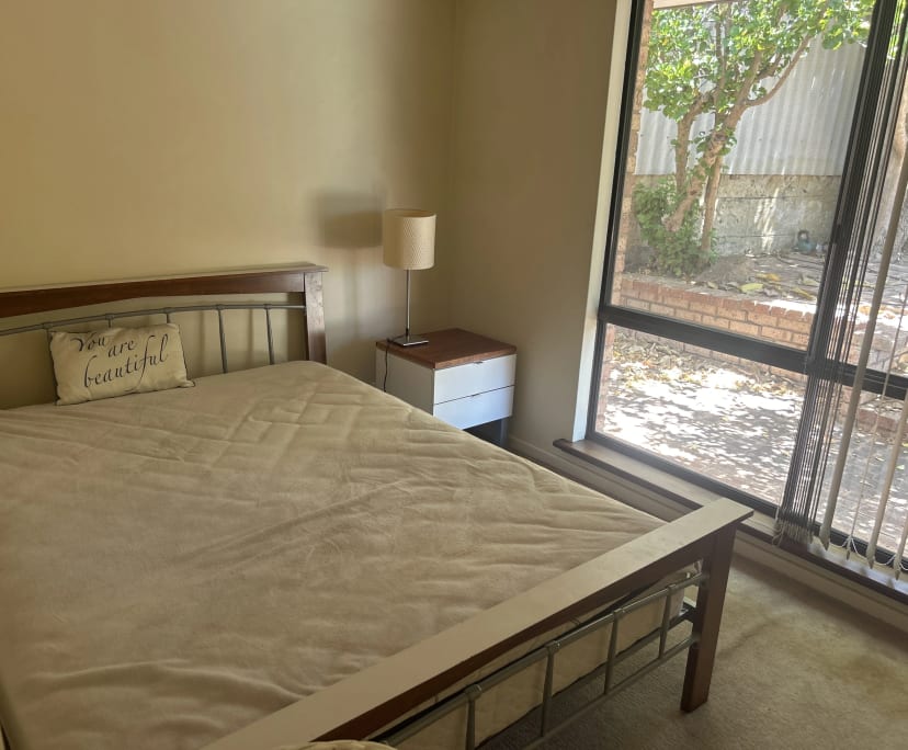 $275, Share-house, 4 bathrooms, Beldon WA 6027