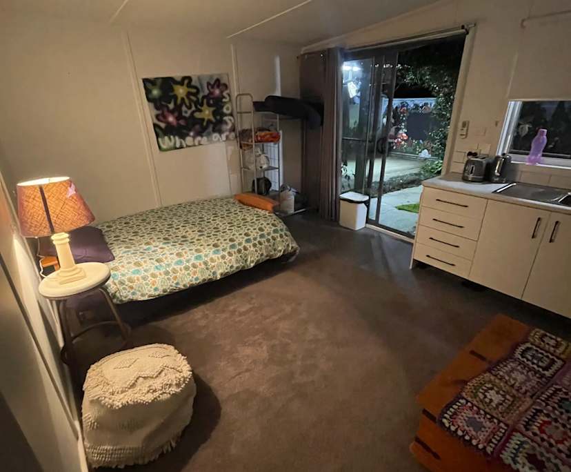 Furnished room granny flat for rent