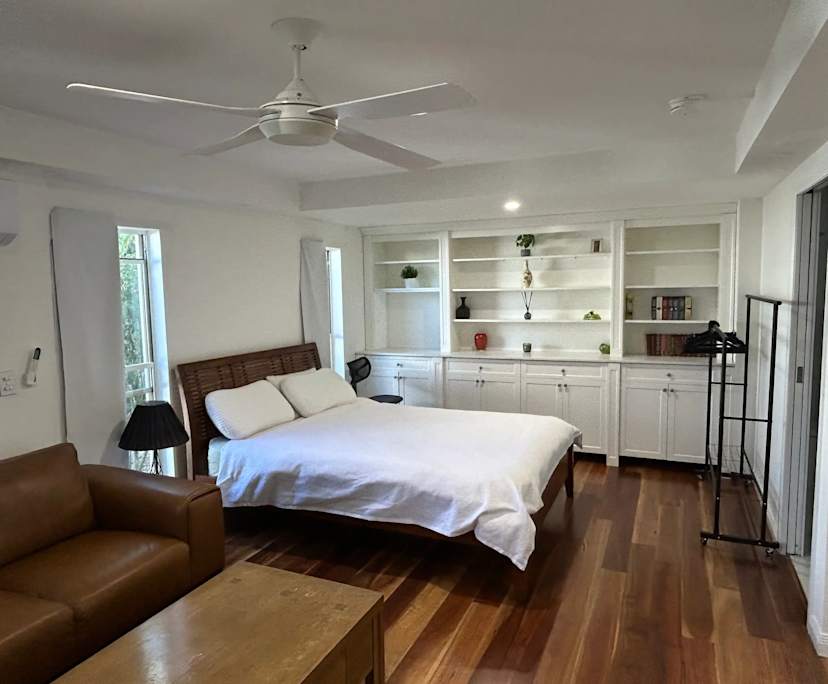 Furnished room with own bathroom
