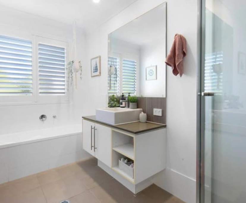 Unfurnished room in a share house