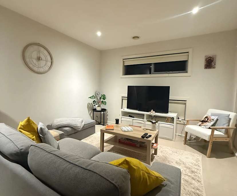 Unfurnished room in a share house