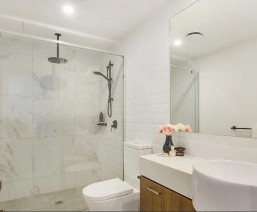 $400, Flatshare, 2 bathrooms, Varsity Lakes QLD 4227