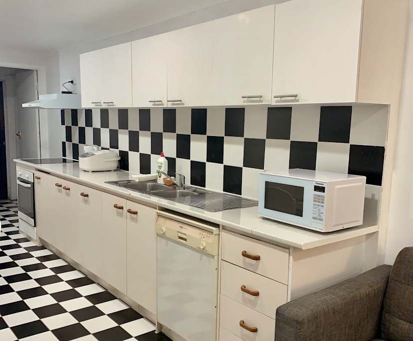 $180, Share-house, 2 bathrooms, Runcorn QLD 4113