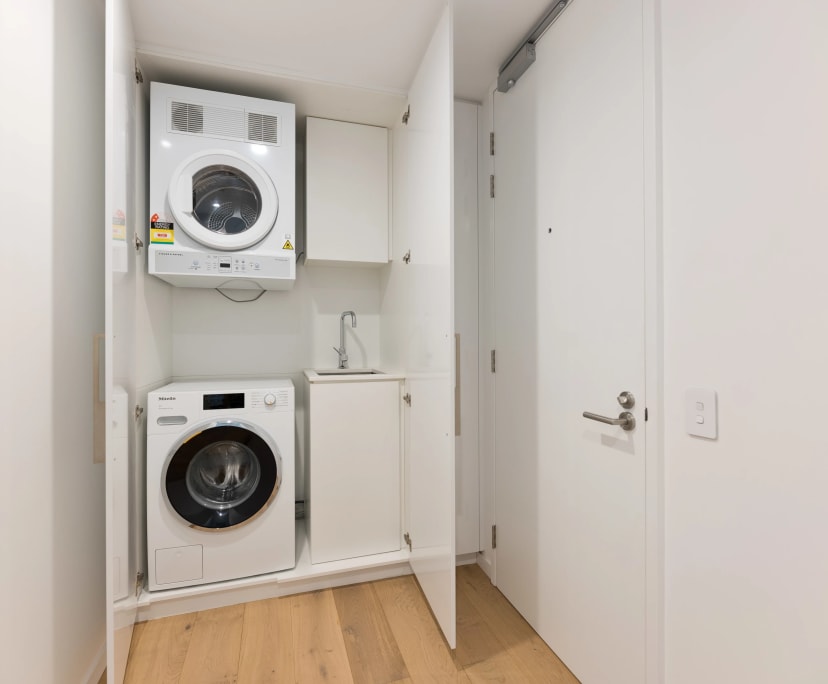 Furnished room with own bathroom
