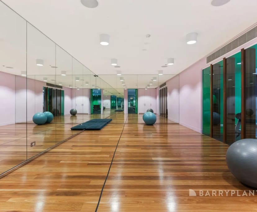 $370, Flatshare, 2 bathrooms, Docklands VIC 3008