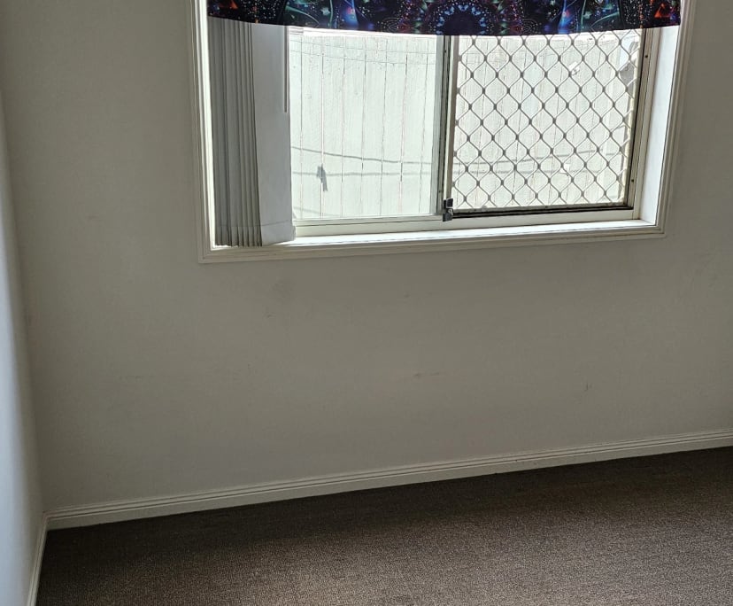 $240, Share-house, 4 bathrooms, Wynnum West QLD 4178