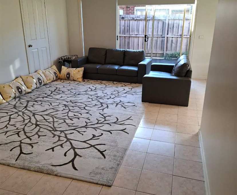 Room in a share house