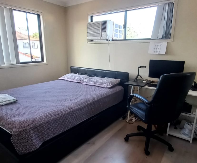 Room for Rent in Runcorn, Brisbane 300, Furnished...