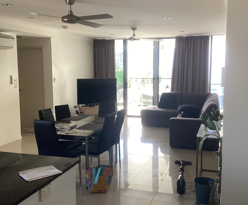 Room for Rent in Cairns City, Cairns 275, Furnish...