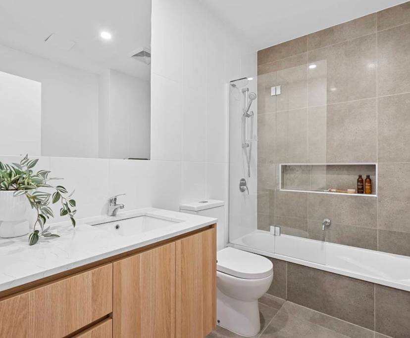 $280, Share-house, 3 bathrooms, Robina QLD 4226