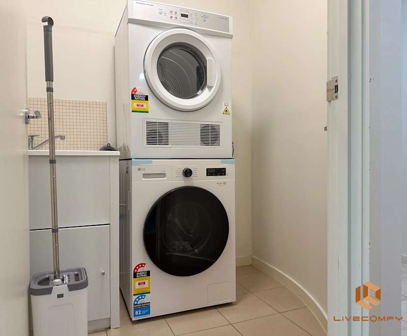 $420, Flatshare, 3 bathrooms, Docklands VIC 3008