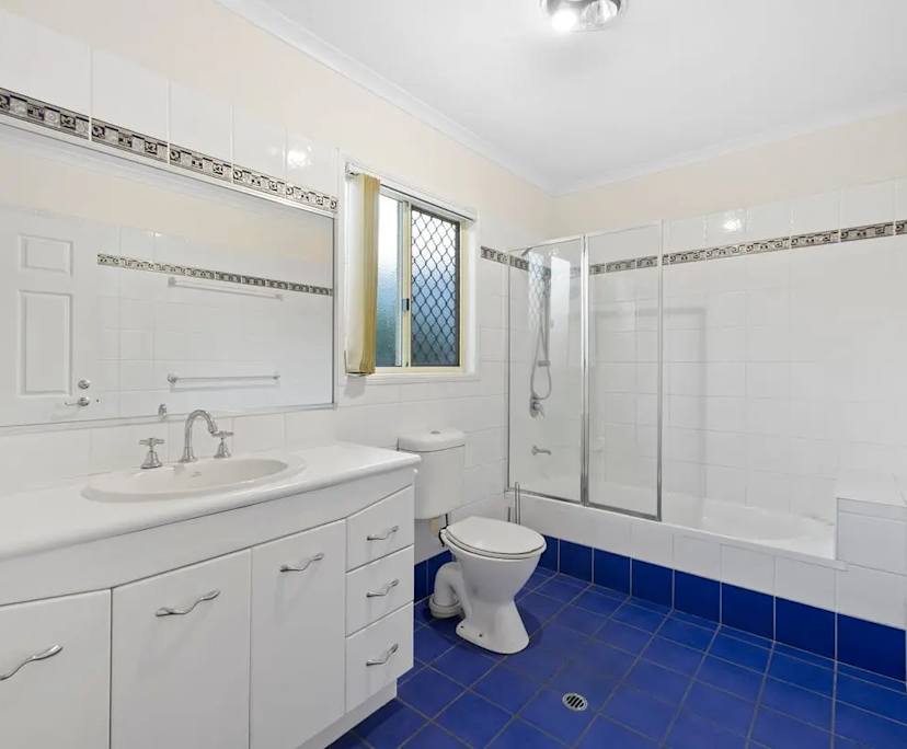 $310, Share-house, 4 bathrooms, Norman Park QLD 4170