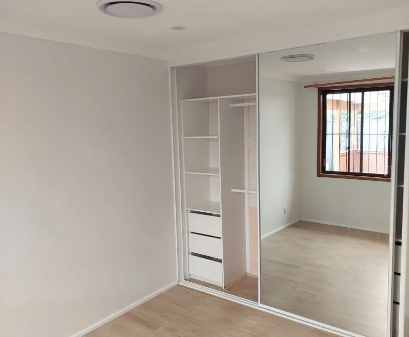 Room in a share house