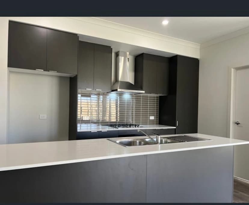 $154, Share-house, 4 bathrooms, Armstrong Creek VIC 3217