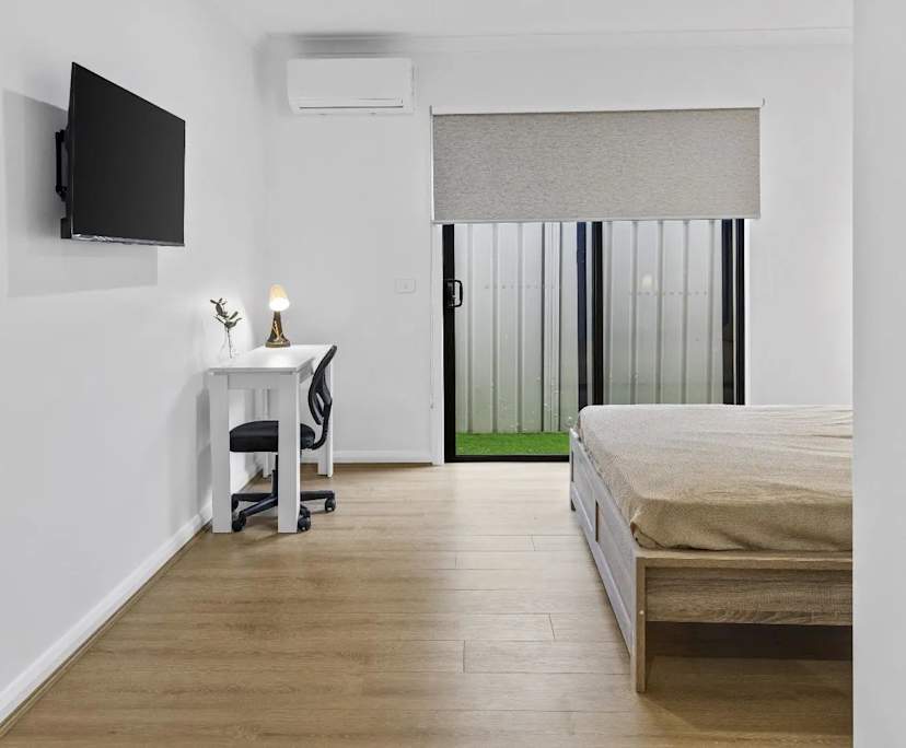 $345, Share-house, 4 bathrooms, Saint Albans VIC 3021