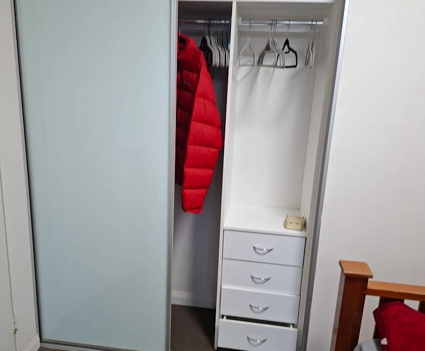 $350, Flatshare, 2 bathrooms, Homebush West NSW 2140