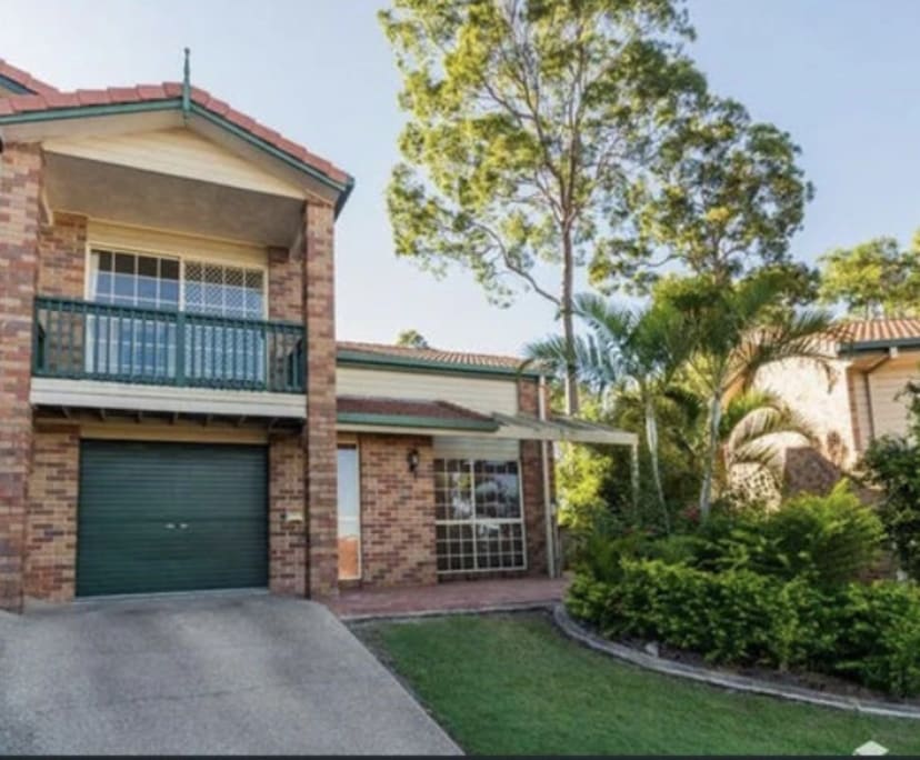 $310, Share-house, 3 bathrooms, Helensvale QLD 4212
