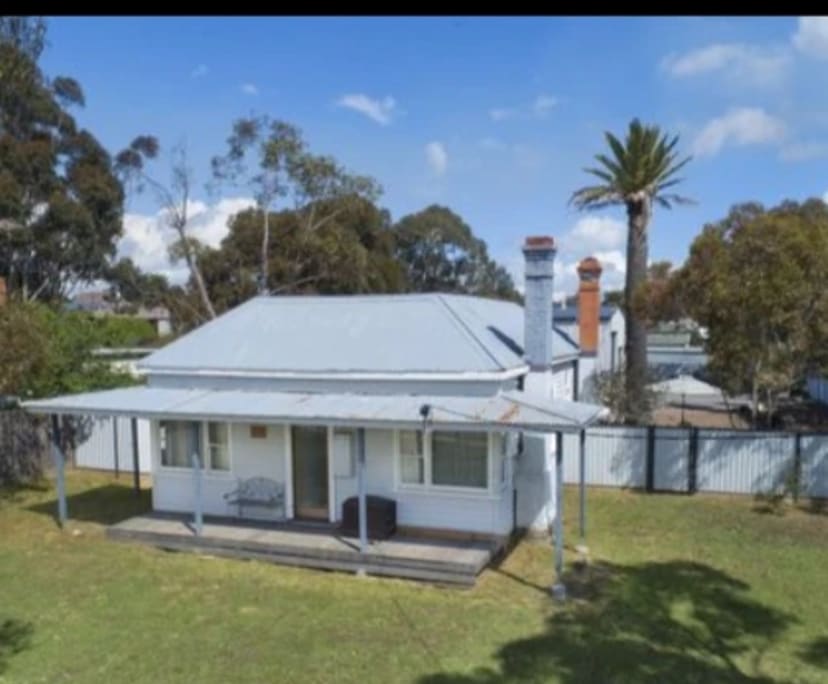 Room for Rent in Skipton, VIC 200, Furnished, Sha...