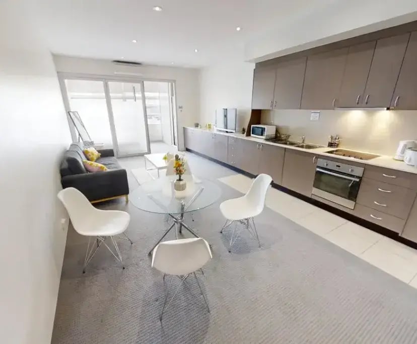 $300, Flatshare, 2 bathrooms, Chippendale NSW 2008