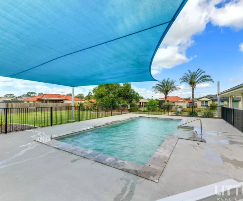 $250, Share-house, 3 bathrooms, Morayfield QLD 4506
