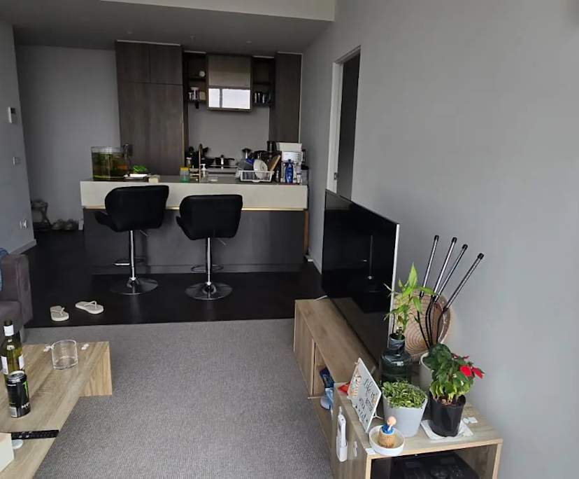 Furnished room in a flatshare