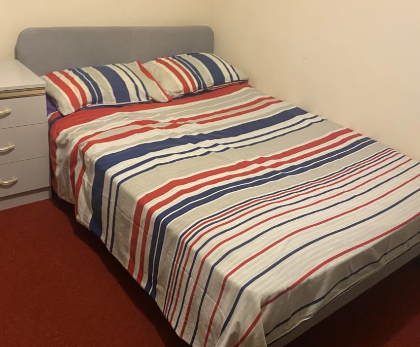 Furnished room in a share house
