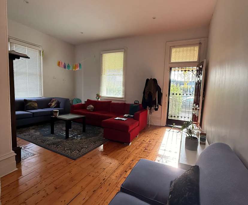 Room in a share house