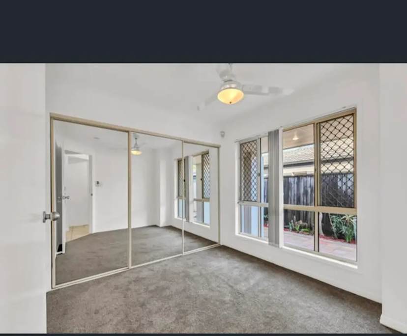 Furnished room with own bathroom