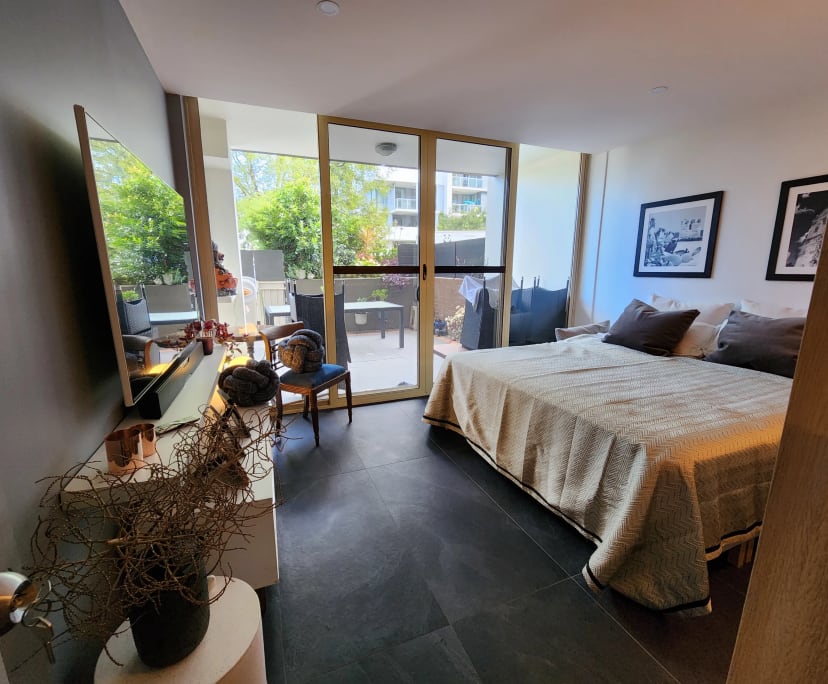 Furnished room in a flatshare