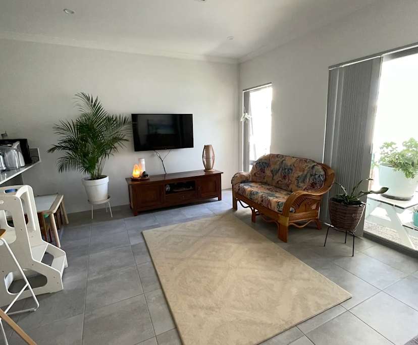 $350, Share-house, 3 bathrooms, Kingsley WA 6026