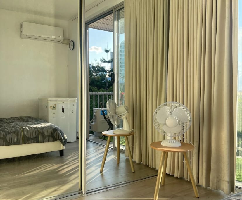 Furnished room with own bathroom