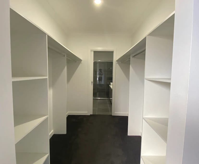 $220-300, Share-house, 2 rooms, Tarneit VIC 3029, Tarneit VIC 3029