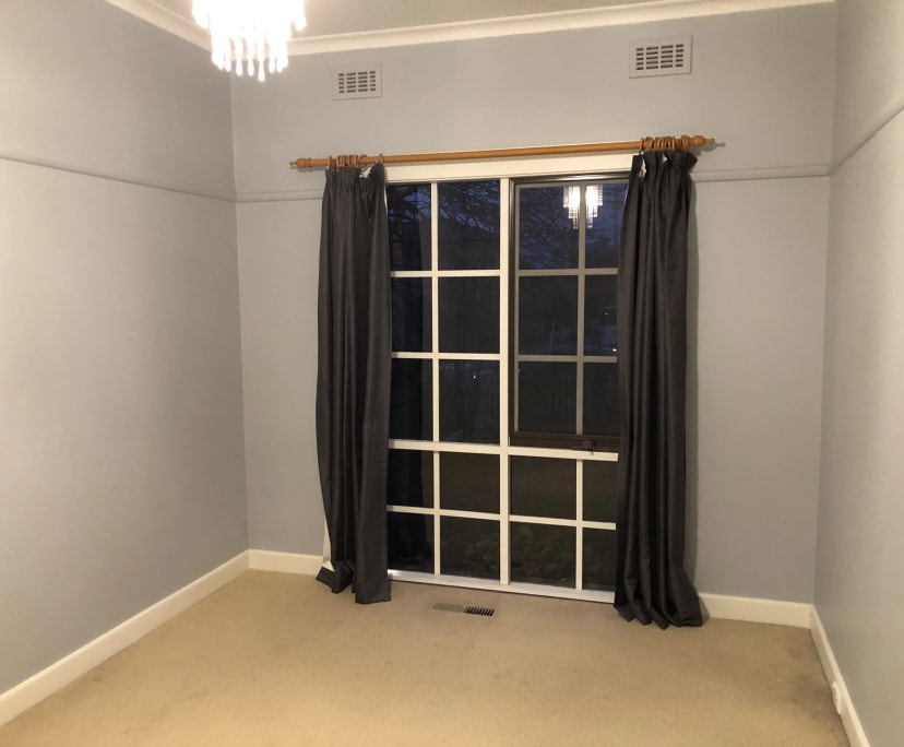 Unfurnished room in a share house