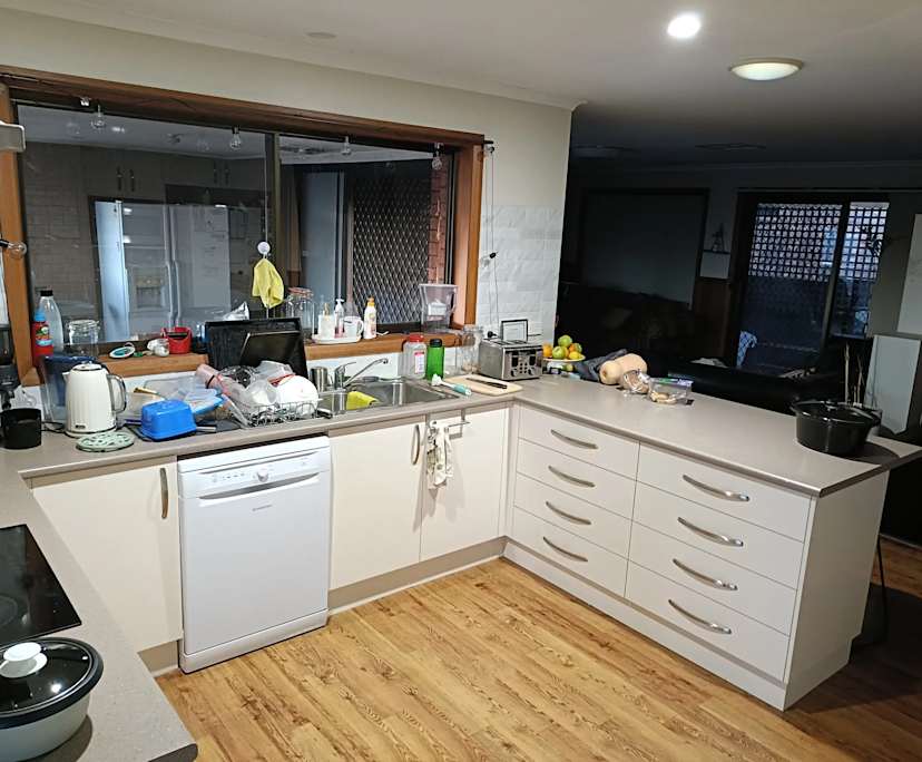 $220, Share-house, 4 bathrooms, Lavington NSW 2641