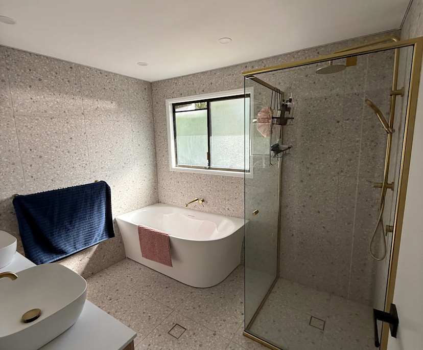 Unfurnished room in a share house