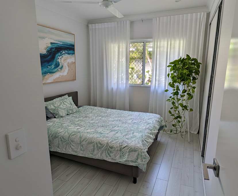 $350, Share-house, 5 bathrooms, Palm Cove QLD 4879